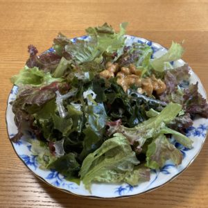 【簡単薬膳レシピ】海藻サラダうどん